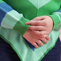 DressBerry Curve Chevron Striped Pullover image 4