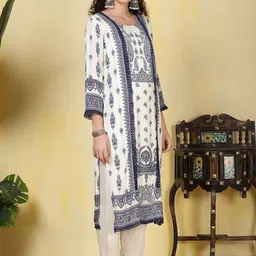 Meena Bazaar Ethnic Motifs Printed Round Neck Kurta With Trousers & Dupatta image 4