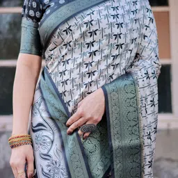 MAHARANI COUTURE Ethnic Motifs Printed Tussar Saree image 4