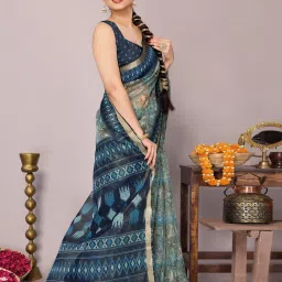 MIRCHI FASHION Off White Floral Saree with Blouse Piece image 3