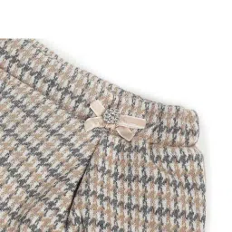 Chicco Girls Beige Regular Fit Applique Shorts image 3