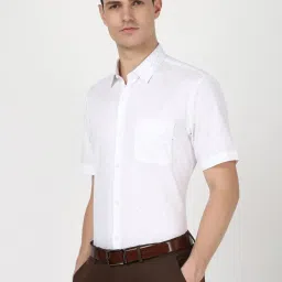 Peter England White Cotton Regular Fit Printed Shirt image 3