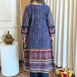 Aaghnya Women Ethnic Motifs Printed Regular Kurta with Palazzos image 2