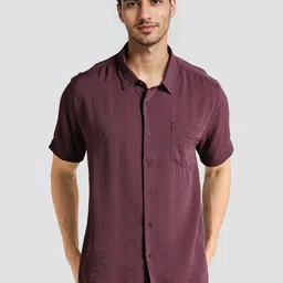 Crocodile Men Relaxed Fit Solid Spread Collar Casual Shirt-picture-14