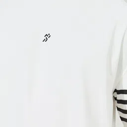 Styli White Relaxed Fit Striped Oversized T-Shirt & Shorts Set image 3