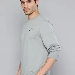Reebok Men Printed Sweatshirt image 2