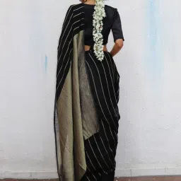 Chidiyaa Black Chandni Raatein Binodini Handwoven Linen Zari Saree image 3