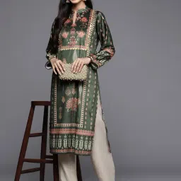 Ahalyaa Green Velvet Regular Fit Printed Kurta-picture-16