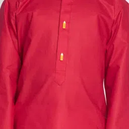 VASTRAMAY Kids Maroon Regular Fit Kurta Set image 5