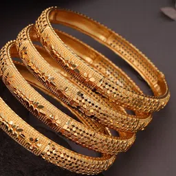 Anouk Gold-Plated Artificial Stones Studded Contemporary shaped Jewellery Set image 3
