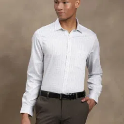 Turtle White Cotton Slim Fit Checks Shirt-picture-40