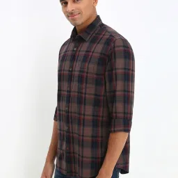 Allen Solly Brown Cotton Regular fit Checks Casual Shirt image 3