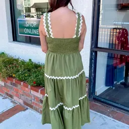 FIXOCRA Ruffled Crepe A-Line Midi Dress image 3