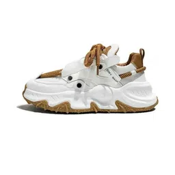 FreeMo Men Gold Casual Shoes image 4