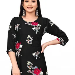 MANTRA DESIGNER Women Pack Of 2 Multicoloured Crepe Kurtas image 5