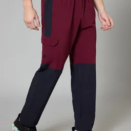 TURNFIT Men Colourblocked Cargo Track Pants image 2