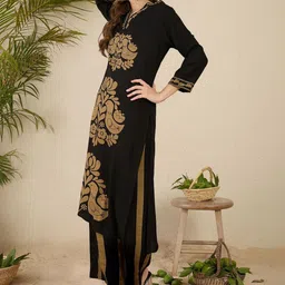 Indo Era Women Ethnic Motifs Printed Regular Thread Work Kurta with Palazzos-picture-27