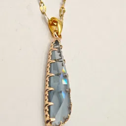 SAPRAA TRENDS Women Gold-Plated Anti-Tarnish Pendant Set With Earrings image 5