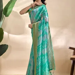 YASHASVI FASHION Silk Blend Saree image 3