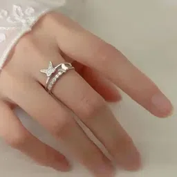 Vivity Silver-Plated Cubic Zircon Studded Finger Ring image 4