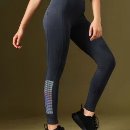 Clovia Grey Slim Fit Tights image 4