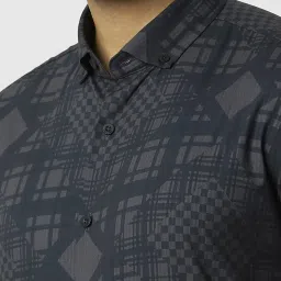Van Heusen Grey Slim Fit Printed Shirt image 4