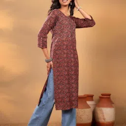 Varanga Brown Cotton Printed Kurta image 4