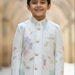Lagorii Boys Floral Embroidered Regular Thread Work Kurta with Churidar image 3