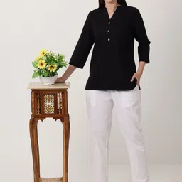 SAADHO Women Solid Easy Wash Relaxed Fit Trousers image 3