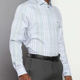 Tommy Hilfiger Breezy Blue Cotton Regular Fit Checks Shirt image 4