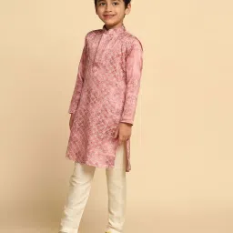 KISAH Kids Pink Embroidered Full Sleeves Kurta image 4