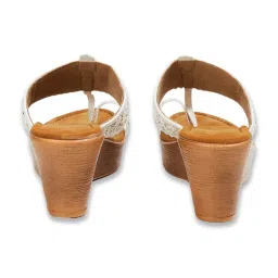 Melange by Lifestyle Women's White Toe Ring Wedges image 4