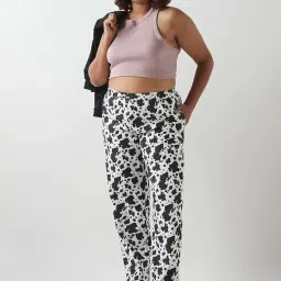 Bewakoof White Print Cotton Regular Fit Pyjamas image 4