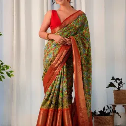 Saree Mall Green & Red Printed Saree With Unstitched Blouse image 4