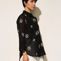 Only Black Embroidery Shirt image 4