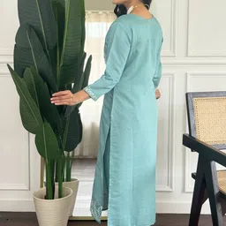 BAESD Women Ethnic Motifs Embroidered Regular Thread Work Chanderi Silk Kurta with Trousers & With Dupatta image 5