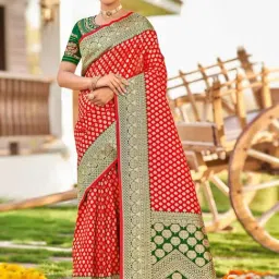 Manohari Red Woven Saree With Unstitched Blouse-picture-10