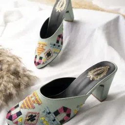 Shoetopia Kids Green Ethnic Sandals-picture-22