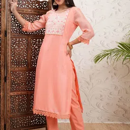 Vishudh Women Embroidered Regular Kurta with Trousers image 3