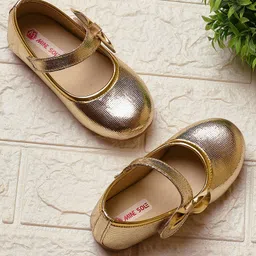 Mine Sole Bow Applique Detailed & Foil Checked With Velcro Closure Mary Jane Ballerinas - Gold-picture-31