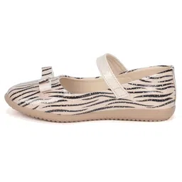 Lil Lollipop Shimmer Detail Zebra Printed Velcro Closure Bellies  - Cream image 4