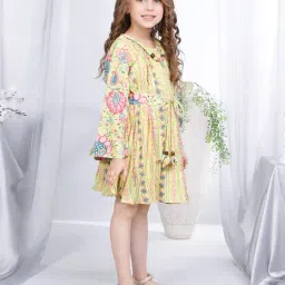 Peppermint Kids Green Floral Print Full Sleeves Dress with Belt image 3