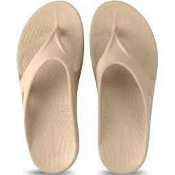 Red Tape Men's Beige Flip Flops image 4