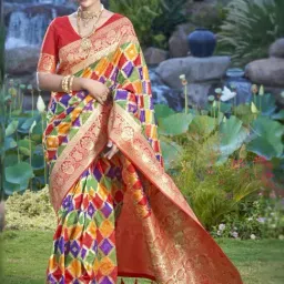 Manohari Multicolour Woven Saree With Unstitched Blouse-picture-36