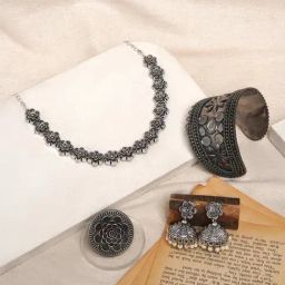 Teejh Ongole Oxidised Silver Jewellery Gift Set-picture-36