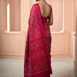 Pionex Bandhani Printed Satin Saree image 3