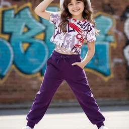 Ollington St. Cotton Knit Half Sleeves Printed Top & Joggers Set - Multicolor-picture-11