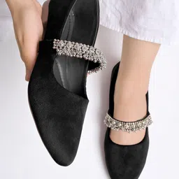 Shoetopia Beads Embellished Ballerinas - Black-image-3