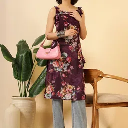 LIPS CROWN Women Floral Printed Boat Neck Shoulder Straps Straight Kurta-picture-26