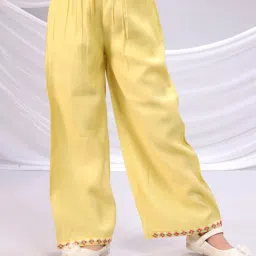 Misbis Girls Yellow Comfort Fit Embroidered Kurta Set image 4